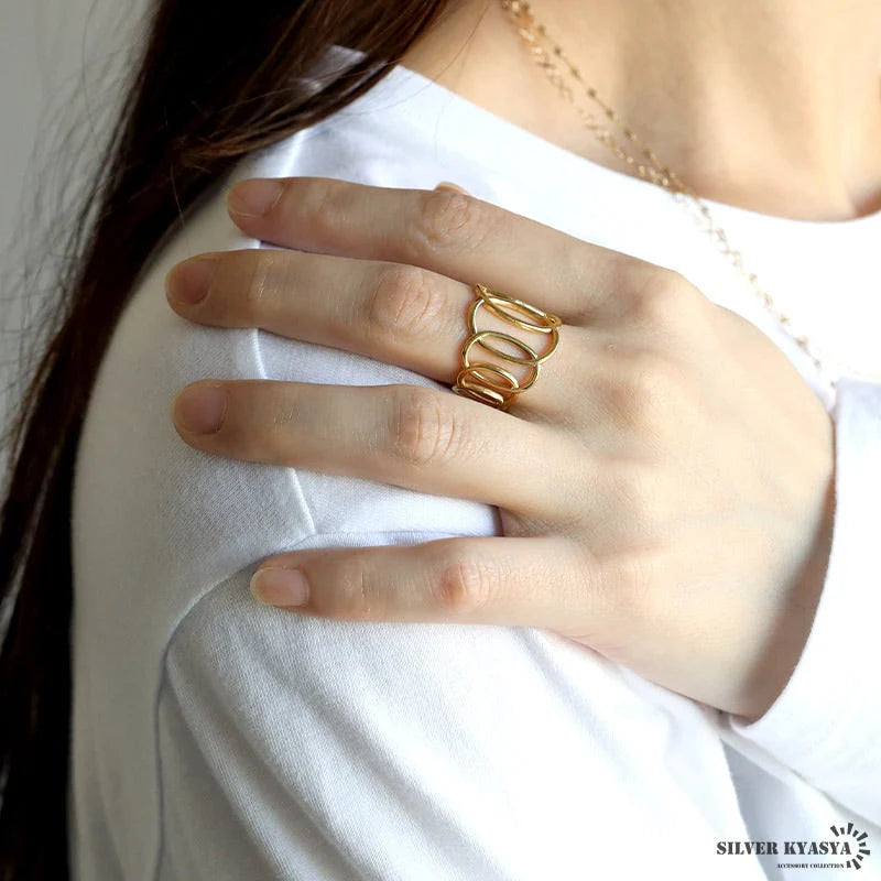 Opula Loop Ring