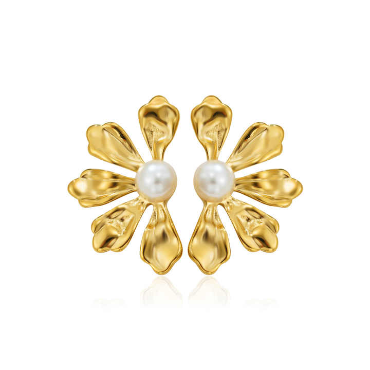Petalia Pearl Studs