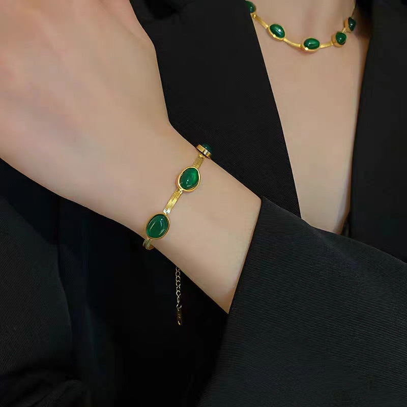 Emerald Muse Bracelet