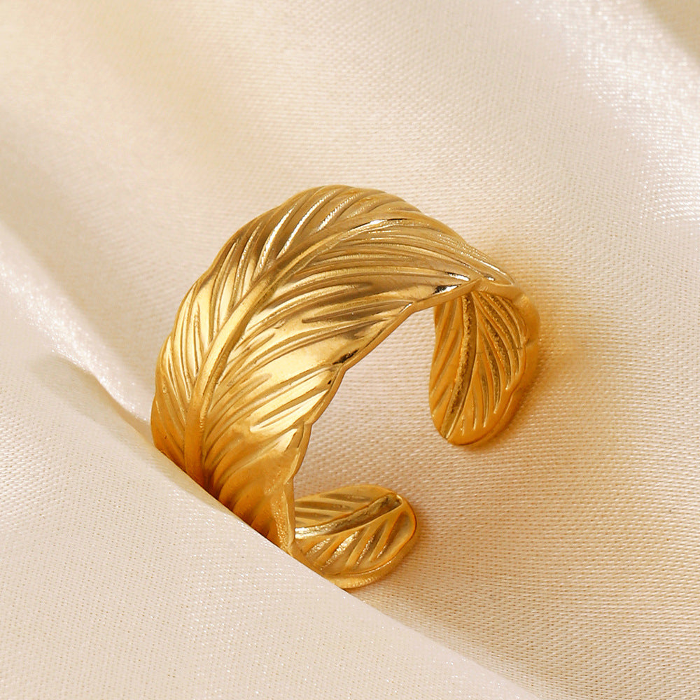 Gilded Leaf Ring