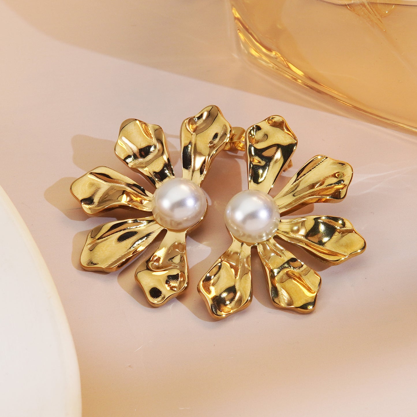 Petalia Pearl Studs
