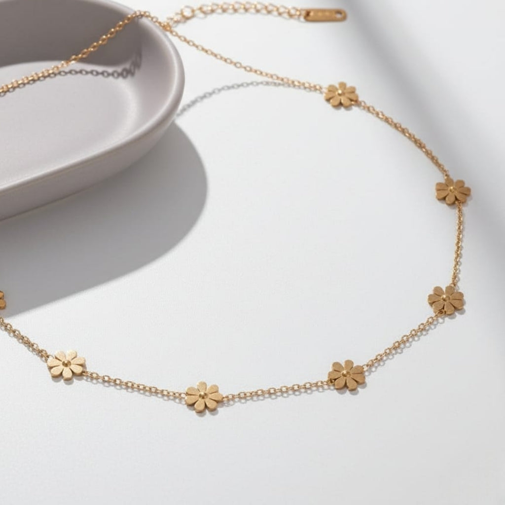 Flora Necklace