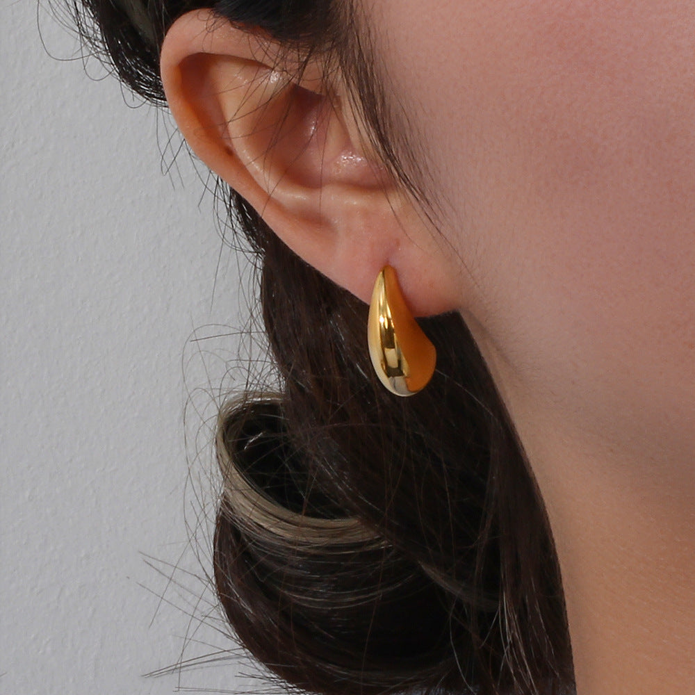 Alara Small Earrings