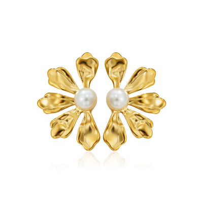 Petalia Pearl Studs